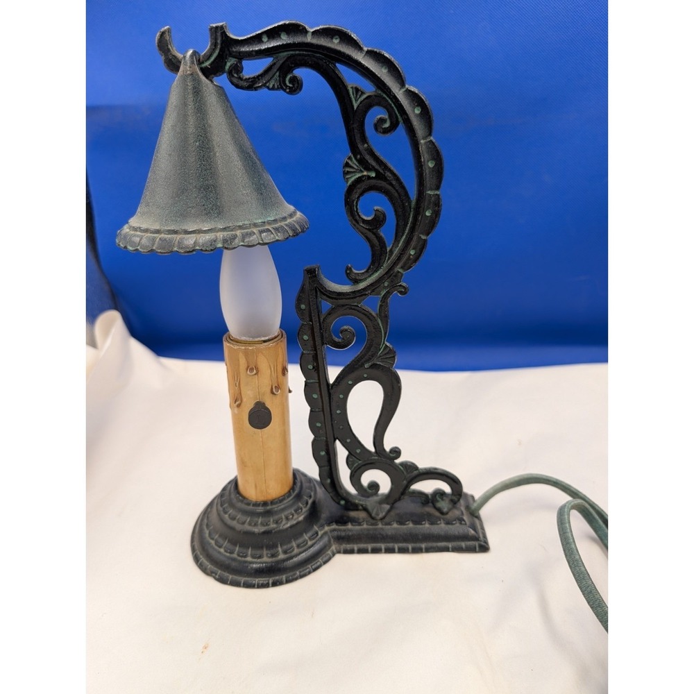 Vintage Gothic Spanish Revival Cast Metal Accent Lamp Mid Century Tested Works